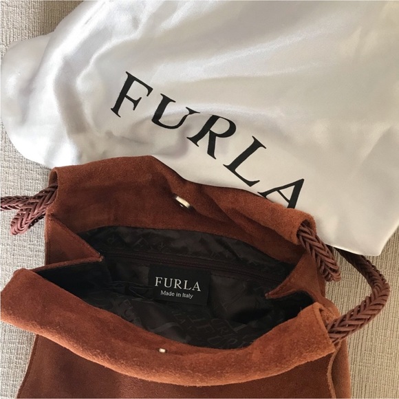 Furla Handbag 👜 - Picture 2 of 4
